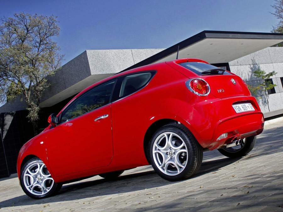  Alfa Romeo MiTo 2009 года  (ZA) (фото 4 из 10)